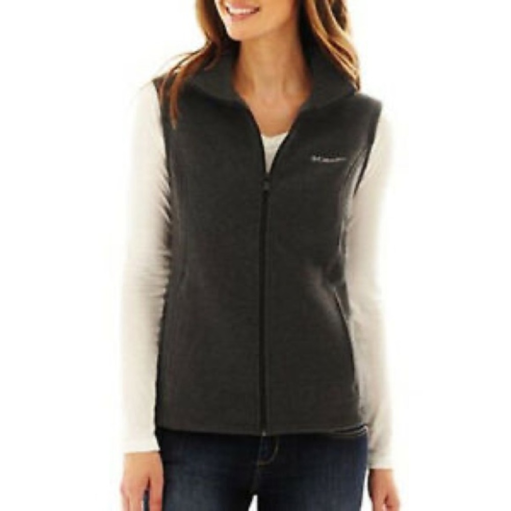 Heather grey Columbia vest xs but can fit a small